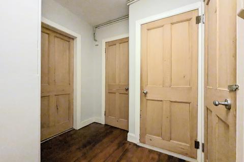 1 bedroom flat to rent, East London Street, Broughton EH7