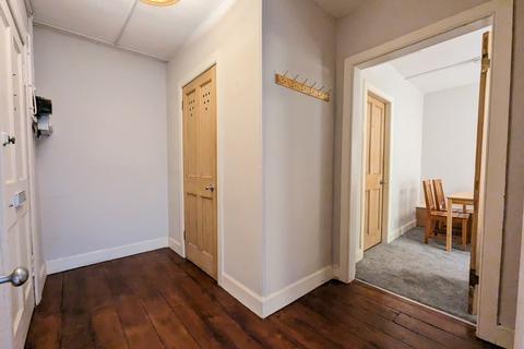 1 bedroom flat to rent, East London Street, Broughton EH7