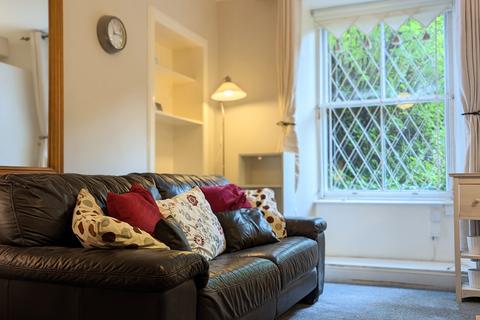 1 bedroom flat to rent, East London Street, Broughton EH7