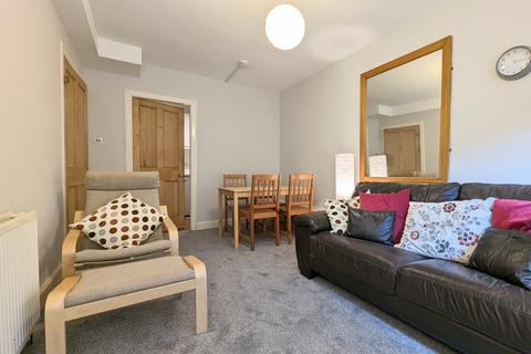 1 bedroom flat to rent, East London Street, Broughton EH7