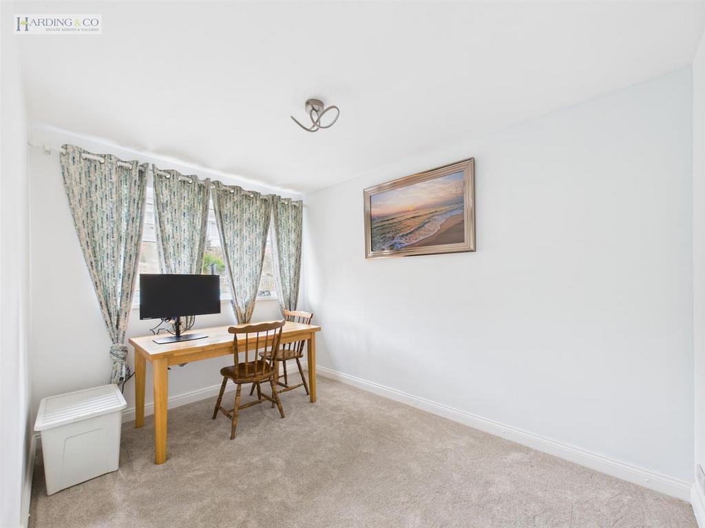 Bedroom 2.jpg