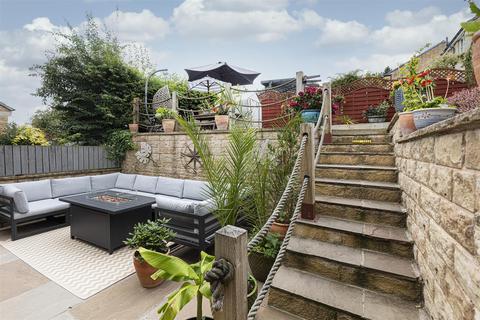 undefined, Woodlea Avenue, Huddersfield HD3