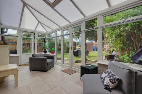 3 bedroom end of terrace house for sale, Sloe Lane, Beverley