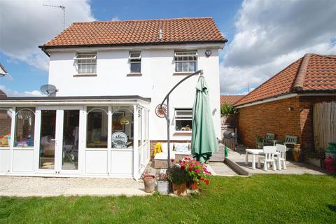 undefined, Bowfell Drive, Basildon SS16