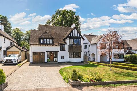 4 bedroom detached house for sale, The Chenies, Petts Wood East