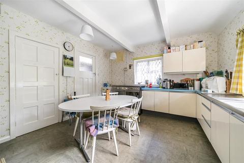4 bedroom detached house for sale, The Chenies, Petts Wood East
