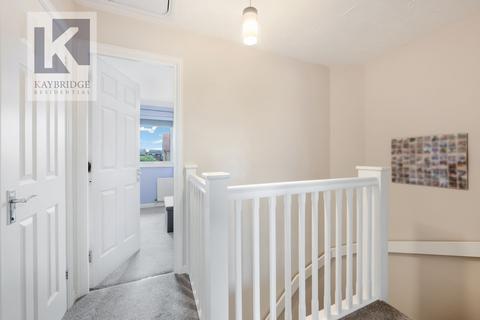 37 Farriers Road, Epsom, KT17 1LP