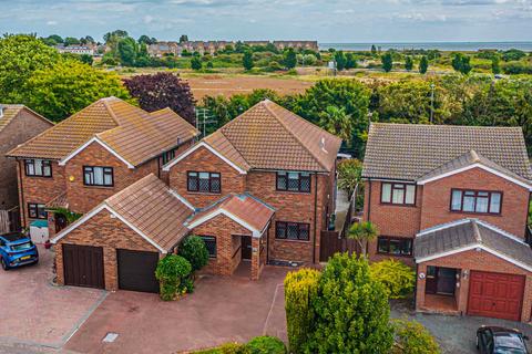 Admirals Walk, Southend-on-sea, SS3