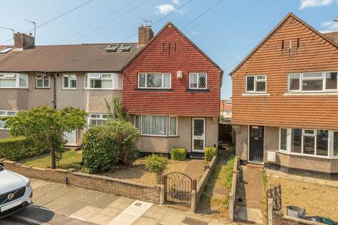 3 bedroom semi-detached house for sale, Augusta Road, Twickenham TW2