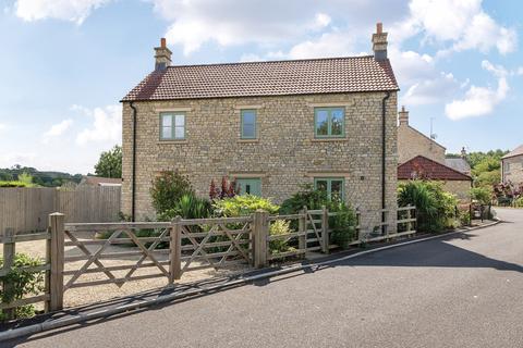 4 bedroom detached house for sale, Manor Close, Radstock BA3