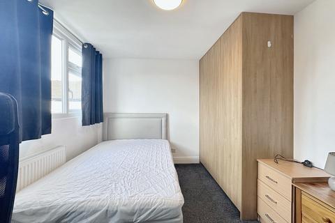 undefined, Barchester Close, Uxbridge, UB8