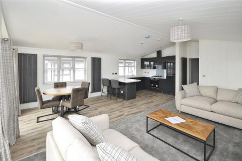 undefined, Shore Drive, Rochester ME3