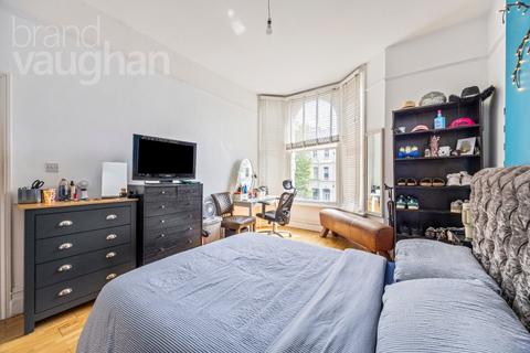 2 bedroom flat for sale, Tisbury Road, Hove, East Sussex, BN3
