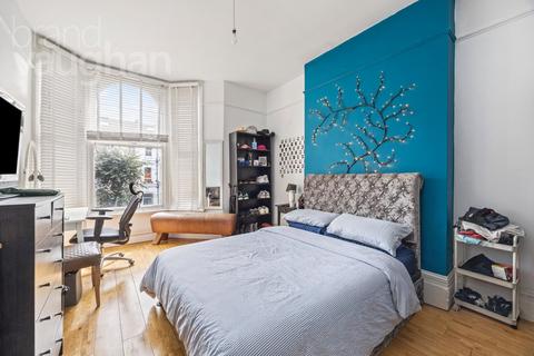 2 bedroom flat for sale, Tisbury Road, Hove, BN3