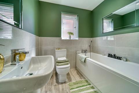 4 bedroom detached house for sale, Selborne Park, Selborne Road, Alton, Hampshire, GU34