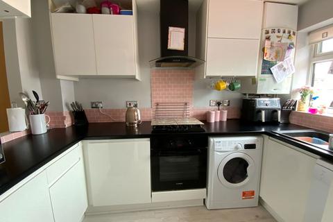 8 Bramble Close, Cradley Heath, B64 5QQ
