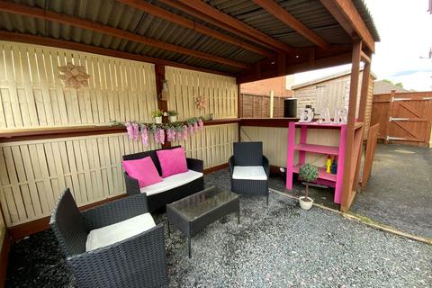 8 Bramble Close, Cradley Heath, B64 5QQ