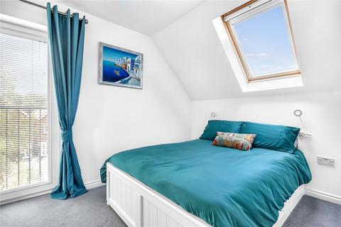 17 Nicholson Park, Bracknell, RG12 9QN