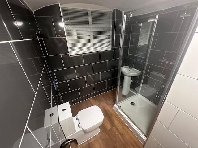 Ensuite 2