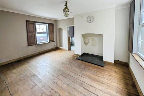 3 bedroom end of terrace house for sale, Queen Street, Telford TF1