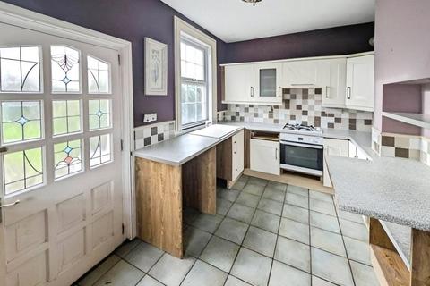 3 bedroom end of terrace house for sale, Queen Street, Telford TF1