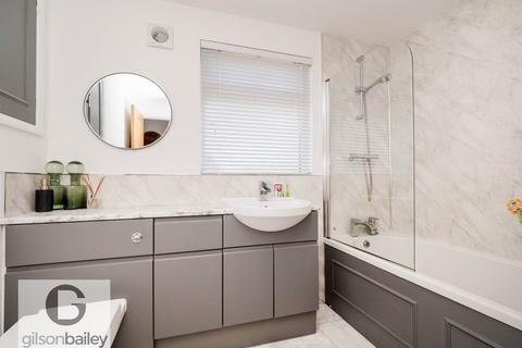 4 bedroom chalet for sale, Salhouse Road, Norwich NR13