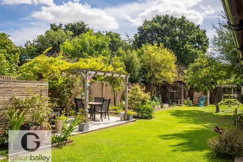 4 bedroom chalet for sale, Salhouse Road, Norwich NR13