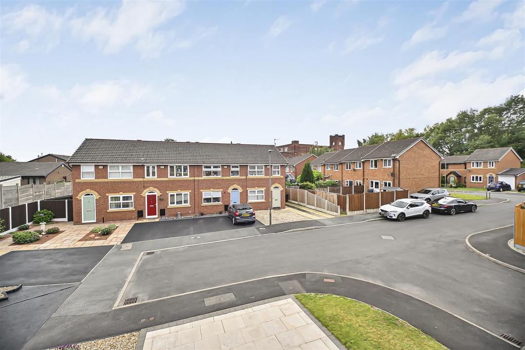 3 Burwell Close View to Front.jpg