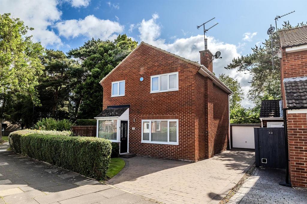 34 Pinewood Close-Kenton Bank Foot-NE32 YB-2.jpg