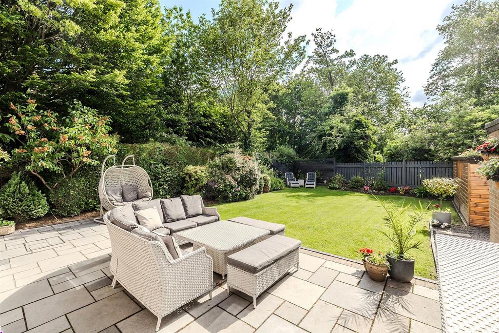 34 Pinewood Close-Kenton Bank Foot-NE32 YB-3.jpg