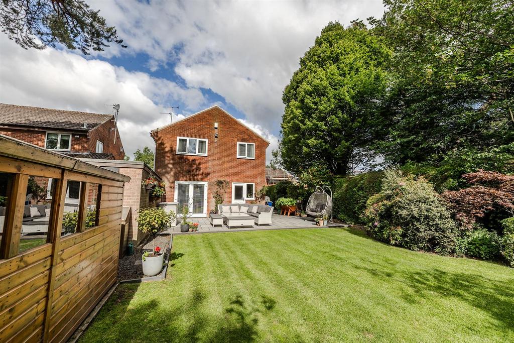 34 Pinewood Close-Kenton Bank Foot-NE32 YB-5.jpg