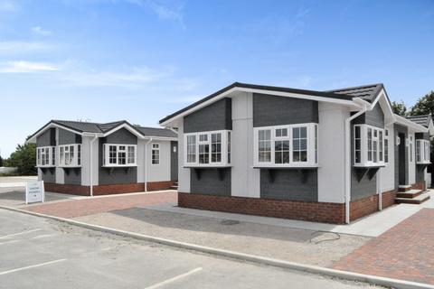 2 bedroom park home for sale, Preston, Lancashire, PR4