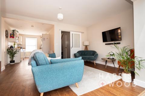 4 bedroom semi-detached house for sale, Lilianna Road, Chesterwell, CO4