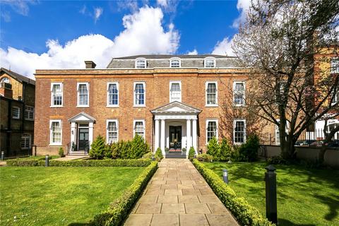 2 bedroom apartment for sale, Mortlake High Street, East Sheen, SW14