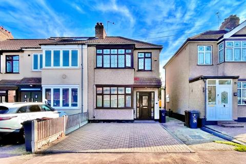 26 Lawrence Crescent, Dagenham, RM10 7HJ