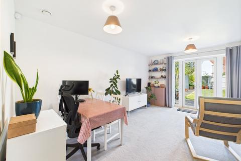 17 Acorn Way, Hardwicke, Gloucester, GL2 4AY