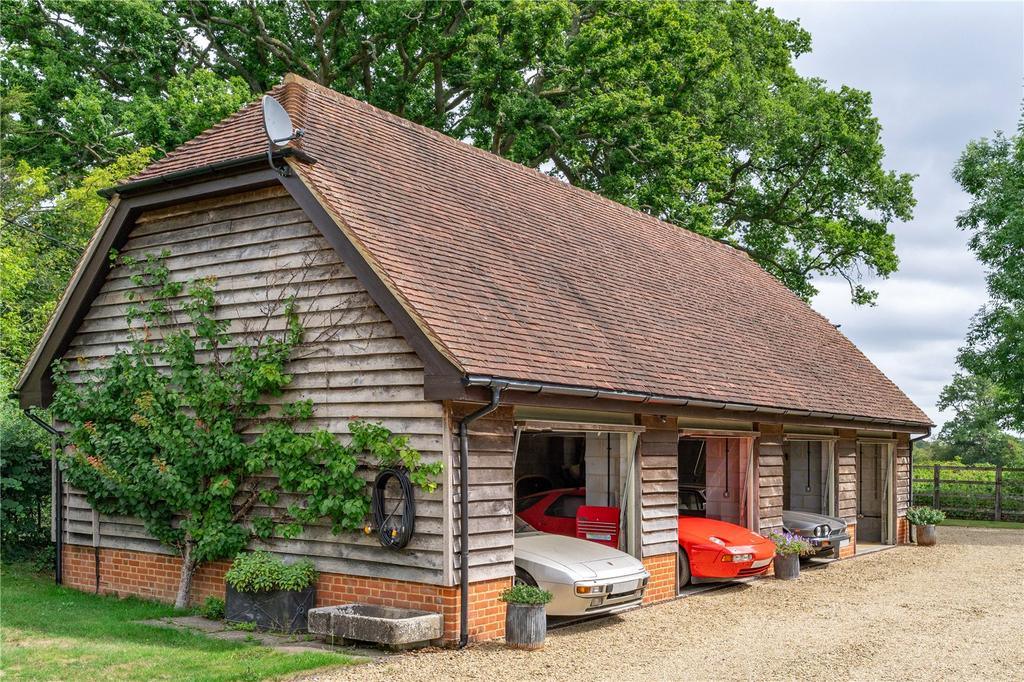 Garaging