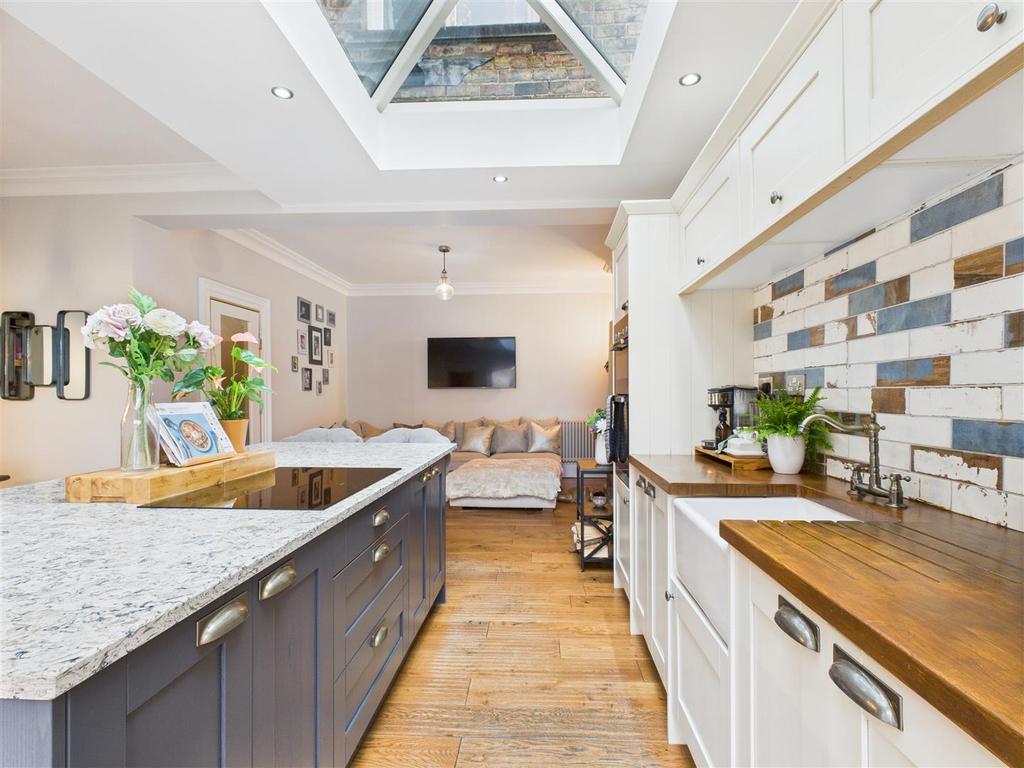 Kitchen/living area