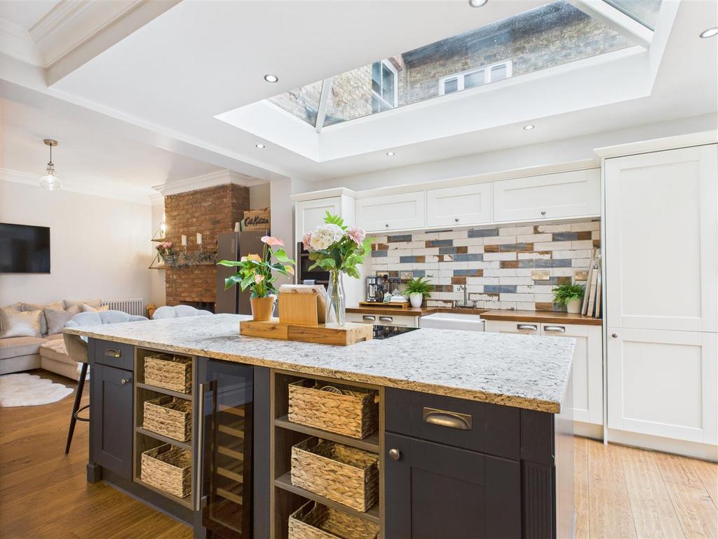 Kitchen/living area