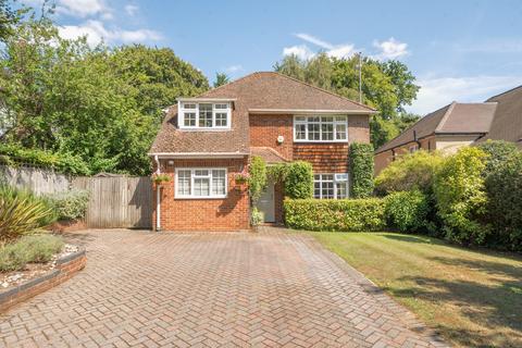 undefined, Avenue Road, Farnborough , GU14