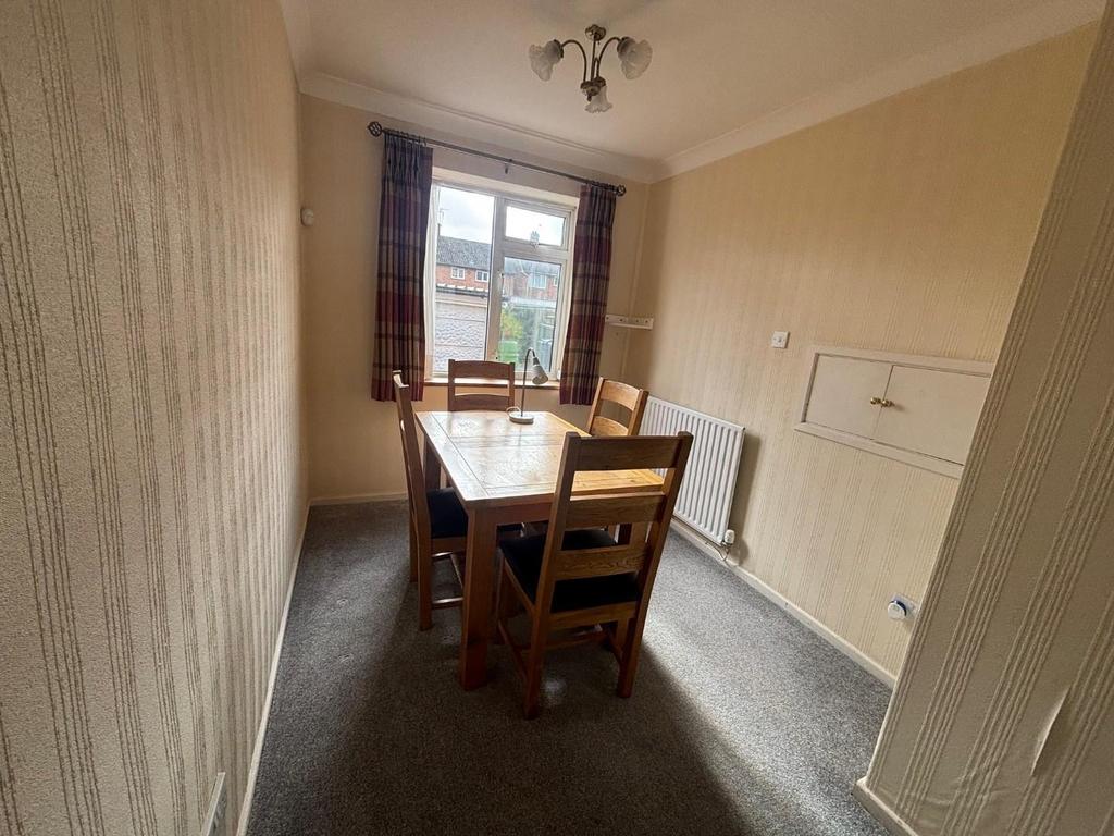 Dining Area.jpg