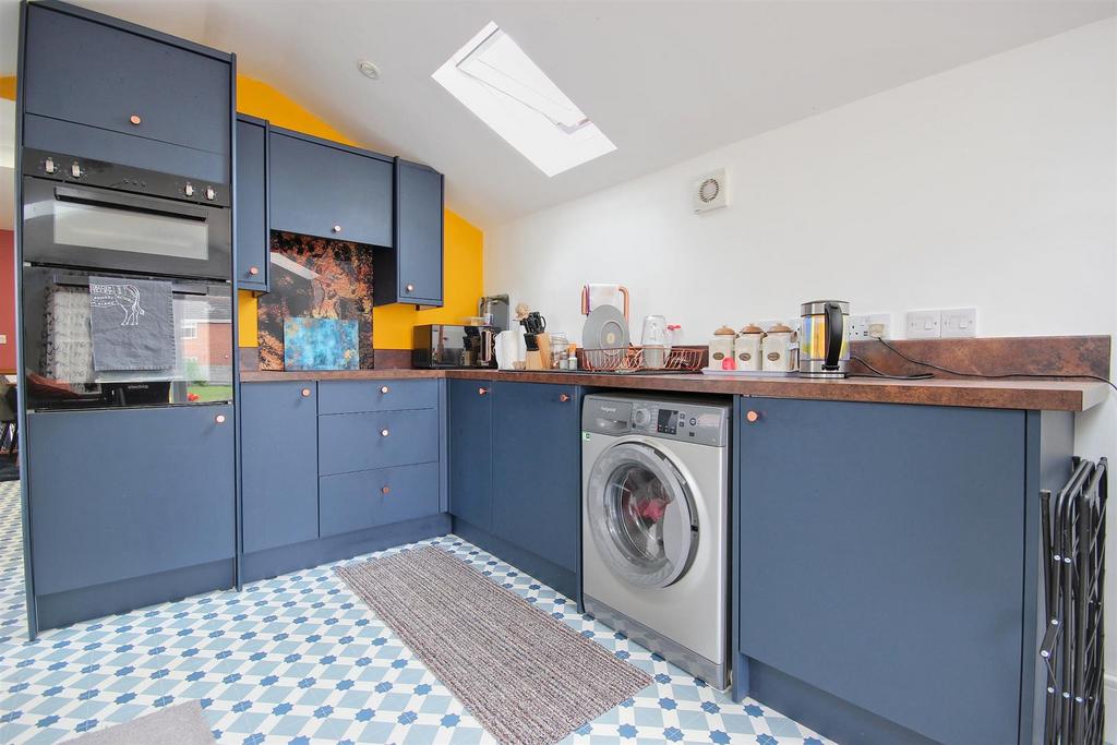 Combined day room and kitchen