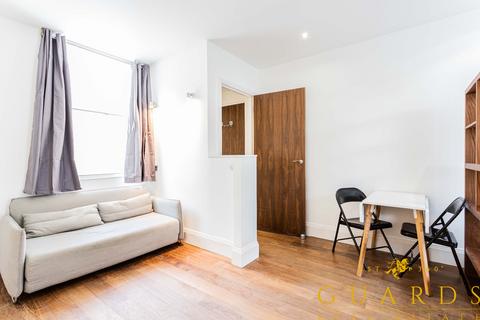 undefined, London WC1X
