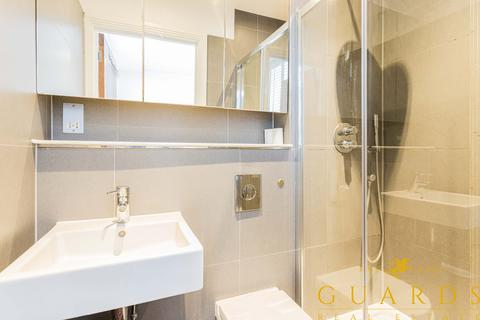 undefined, London WC1X