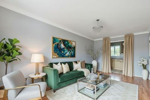 1 bedroom flat for sale, Carmichael Close, Ruislip, HA4