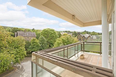 3 bedroom apartment for sale, Wells Promenade, Ilkley LS29