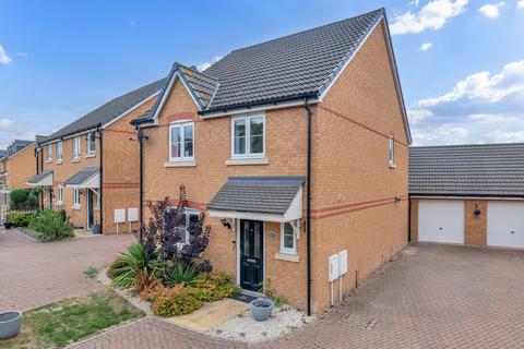 4 bedroom detached house for sale, Cromwell Way, Royston SG8