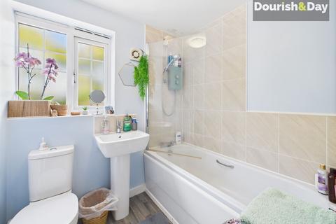 20 Hathaway Close, Penkridge, Stafford, ST19 5PD