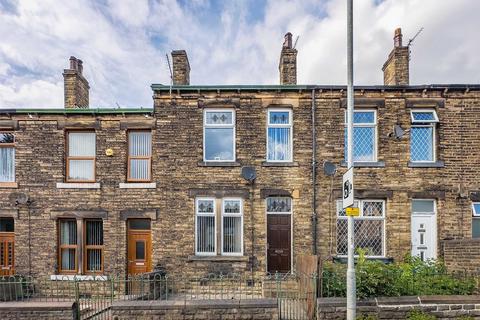 3 bedroom terraced house for sale, High Street, Heckmondwike