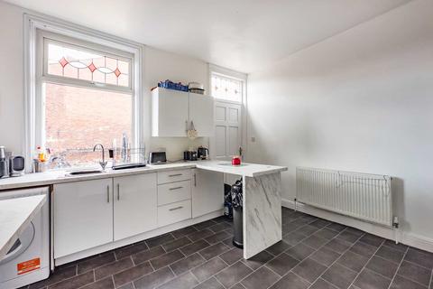 3 bedroom terraced house for sale, High Street, Heckmondwike